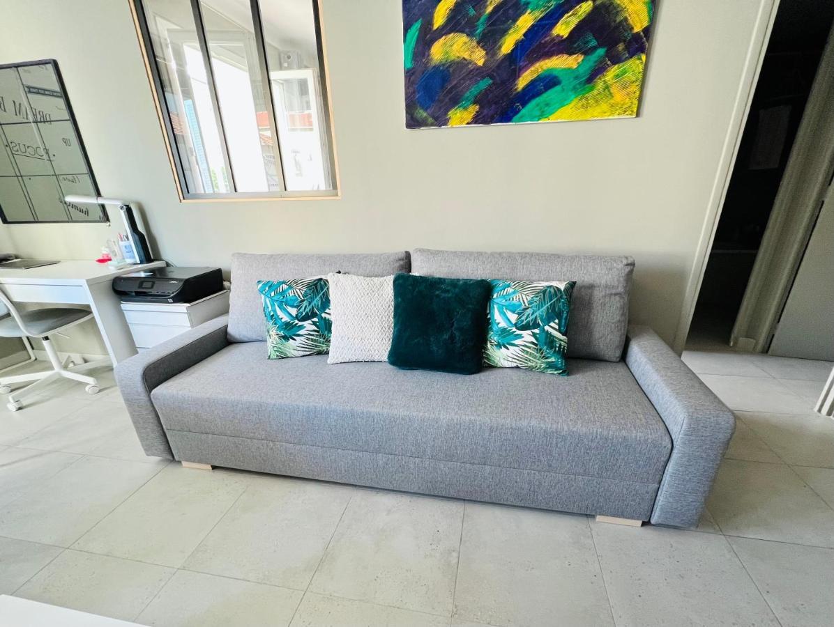 Nice West Cosy Flat Balcony, Near Airport, Train, Beach, Public Transport, Supermarket, Comfortable And Well Equipped Lägenhet Exteriör bild