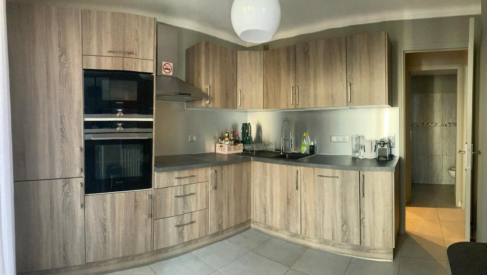 Nice West Cosy Flat Balcony, Near Airport, Train, Beach, Public Transport, Supermarket, Comfortable And Well Equipped Lägenhet Exteriör bild