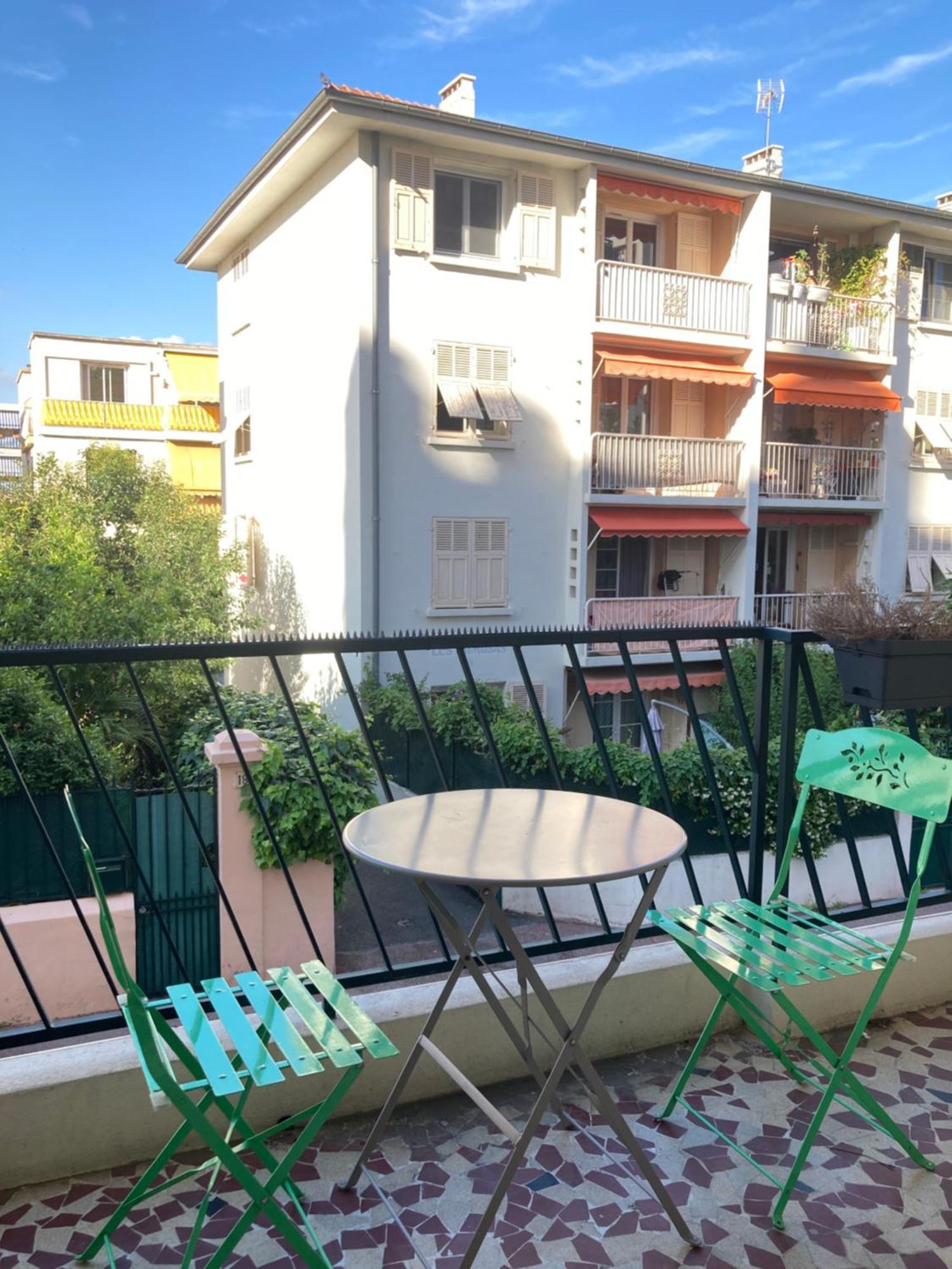Nice West Cosy Flat Balcony, Near Airport, Train, Beach, Public Transport, Supermarket, Comfortable And Well Equipped Lägenhet Exteriör bild
